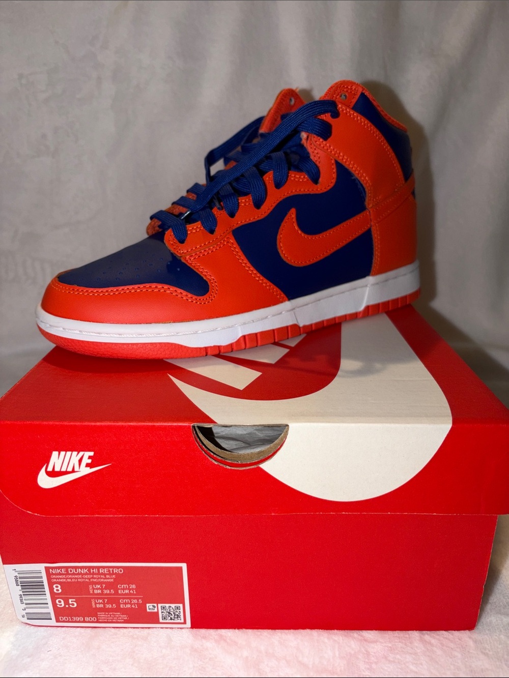 Nike High-Top Sneakers in Orange and Blue